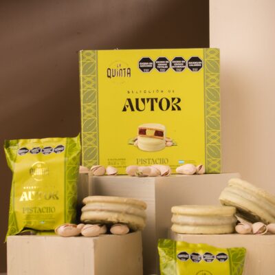 Alfajor de Pistacho Gourmet  Bañado en Chocolate x 4