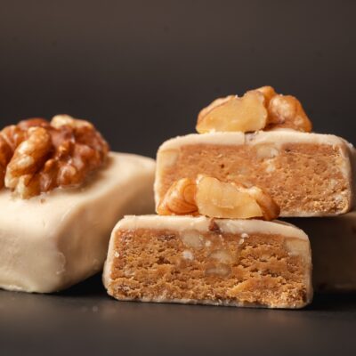 Nueces Confitadas Artesanales Lata x 10